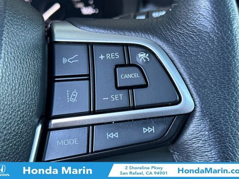 Used 2022 Toyota Sienna XLE image 29