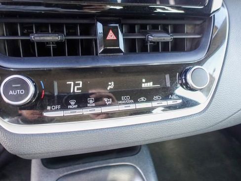 Certified 2023 Toyota Corolla LE image 24