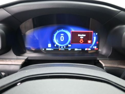 Certified 2023 Ford Explorer Platinum w/ Technology Package image 15