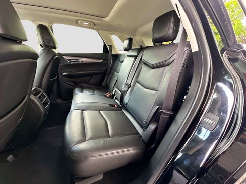 Used 2019 Cadillac XT5 Luxury FWD image 25