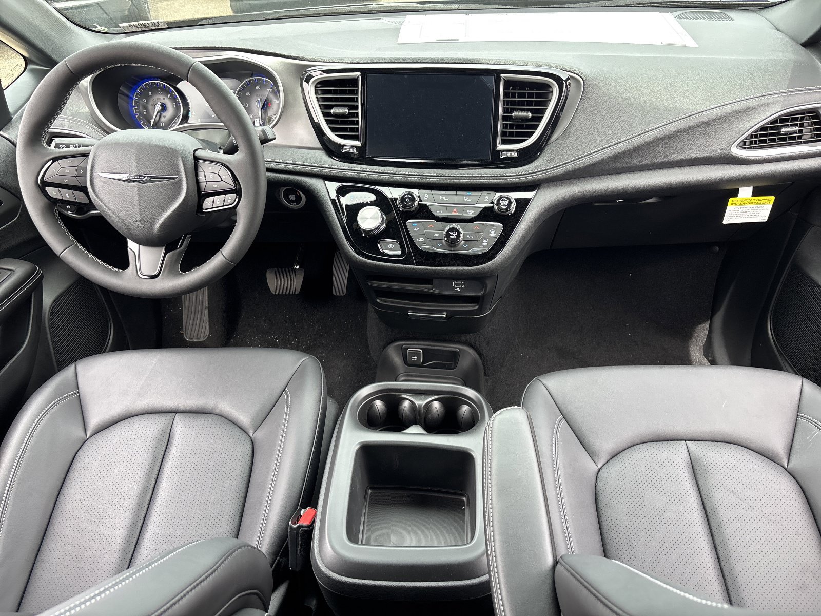 New 2026 Chrysler Pacifica Select w/ S Appearance Package FWD image 12