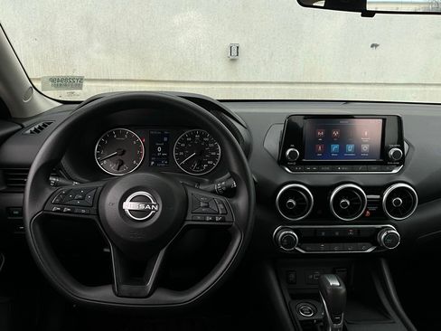 Used 2025 Nissan Sentra S image 12