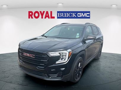 Used 2023 GMC Terrain SLE w/ Driver Convenience Package