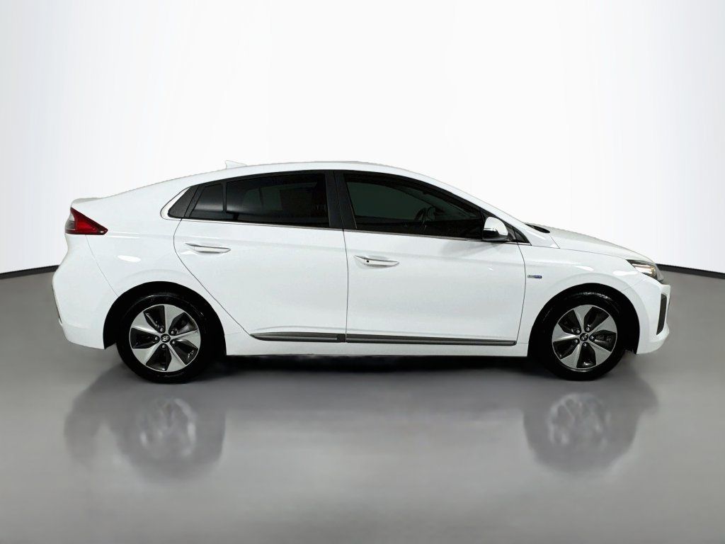 Used 2019 Hyundai Ioniq Limited FWD image 9