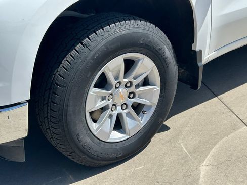 Used 2025 Chevrolet Silverado 1500 LT RWD image 9