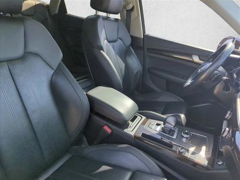 Used 2018 Audi Q5 2.0T Premium Plus w/ Premium Plus Package AWD/4WD image 24