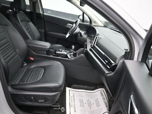Used 2024 Kia Sportage SX AWD/4WD image 9
