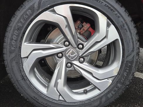 Certified 2018 Honda Accord EX image 18