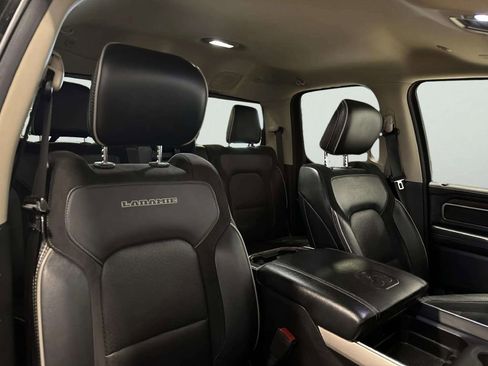 Used 2020 RAM 1500 Laramie AWD/4WD image 43