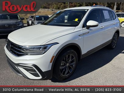 Certified 2023 Volkswagen Tiguan SE