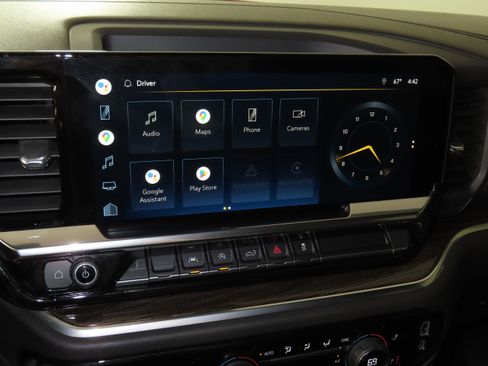 Used 2022 Chevrolet Silverado 1500 LT AWD/4WD image 34