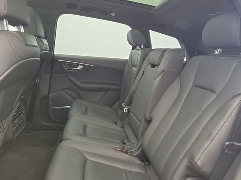 Used 2025 Audi Q7 3.0T Premium Plus AWD/4WD image 13