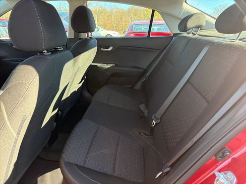 Used 2022 Kia Rio S image 17