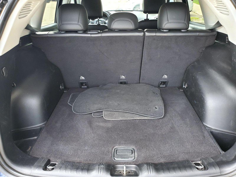 Used 2021 Jeep Compass Latitude FWD image 16