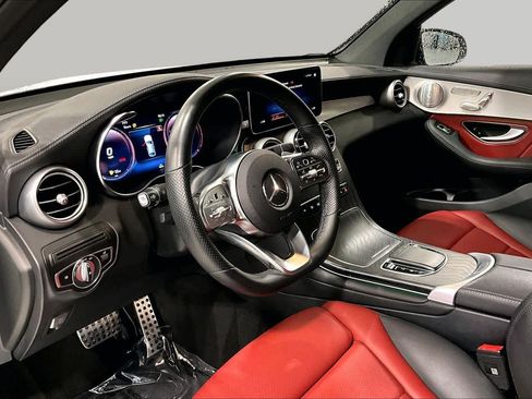 Used 2023 Mercedes-Benz GLC 300 4MATIC Coupe image 16
