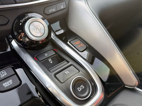 Certified 2025 Acura TLX w/Technology Package image 26