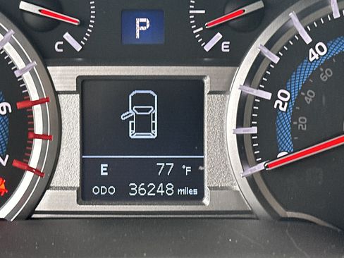 Used 2014 Toyota 4Runner SR5 RWD image 22
