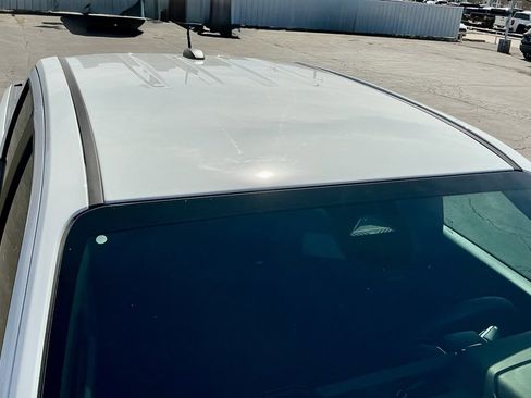 Used 2025 GMC Canyon Elevation w/ Convenience Package image 12