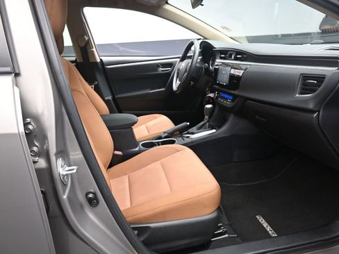 Used 2016 Toyota Corolla L image 25