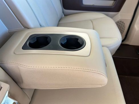 Used 2017 RAM 1500 Laramie w/ Convenience Group image 18