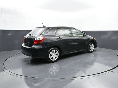 Used 2010 Toyota Matrix S AWD/4WD image 5