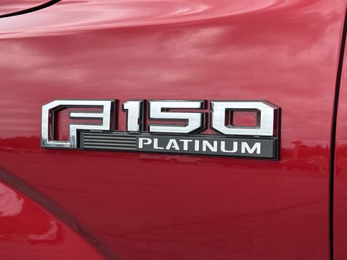 Used 2015 Ford F150 Platinum w/ Equipment Group 701A Luxury AWD/4WD image 18