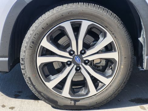 Used 2023 Subaru Forester Limited image 10