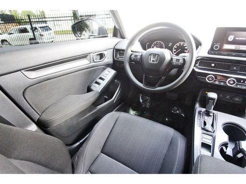 Used 2025 Honda Civic LX image 7