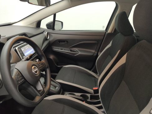 Used 2025 Nissan Versa S w/ S Plus Package FWD image 17