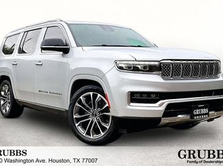 Used 2023 Jeep Grand Wagoneer Series III AWD/4WD video 1