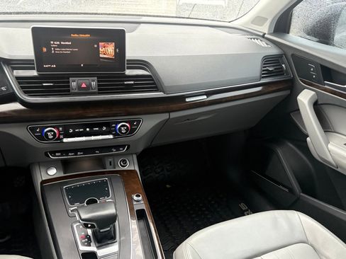 Used 2019 Audi Q5 2.0T Premium Plus w/ Premium Plus Package image 15