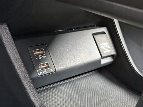 Used 2020 Honda HR-V Touring image 24