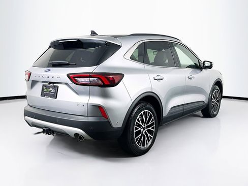 Used 2023 Ford Escape SE w/ PHEV Premium Package image 9