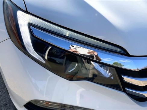 Used 2017 Honda Pilot EX-L image 26