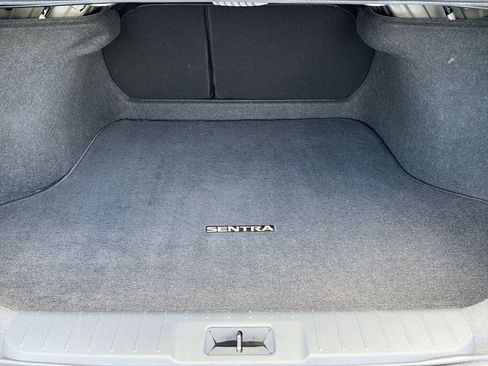 Certified 2025 Nissan Sentra SR w/ SR Premium Package FWD image 10