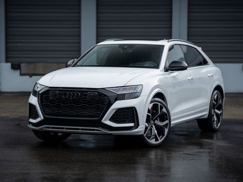Used 2022 Audi RS Q8 image 1
