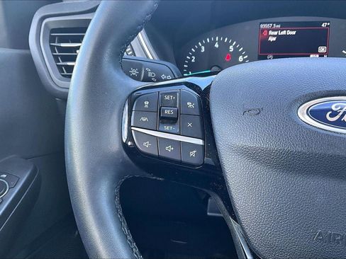 Used 2022 Ford Escape SEL image 14