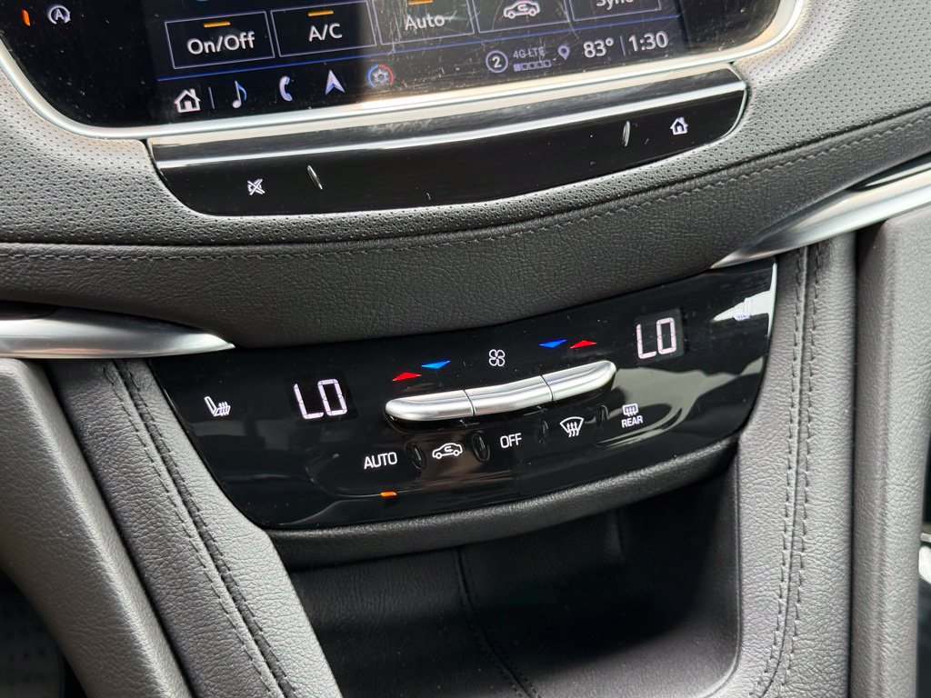 Used 2025 Cadillac XT5 Premium Luxury w/ LPO, Floor Liner Package AWD/4WD image 35
