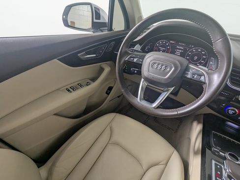 Used 2019 Audi Q7 3.0T Premium Plus w/ Premium Plus Package AWD/4WD image 9