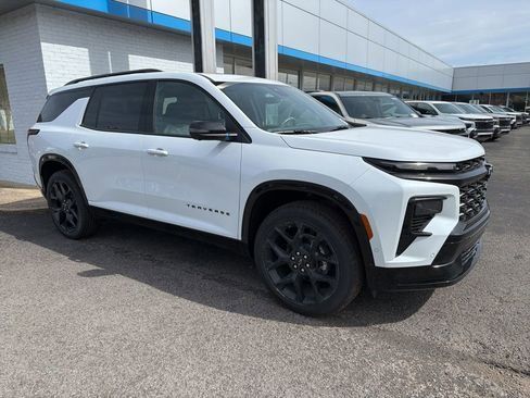 New 2026 Chevrolet Traverse RS image 1