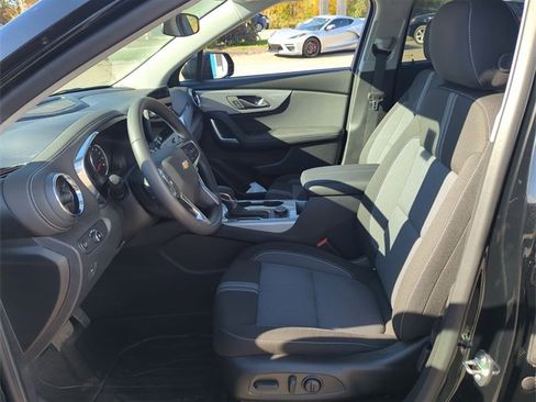 New 2025 Chevrolet Blazer LT w/ Driver Confidence Package image 18