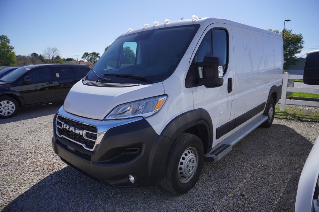 Used 2025 RAM ProMaster 2500 w/ U-Haul Equipment Group FWD image 1