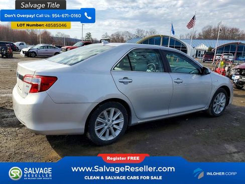 Used 2012 Toyota Camry XLE w/ Leather Pkg image 4
