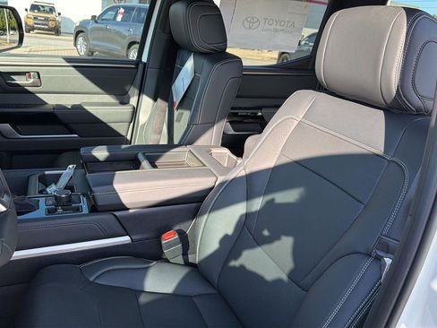 New 2026 Toyota Tundra Limited AWD/4WD image 29