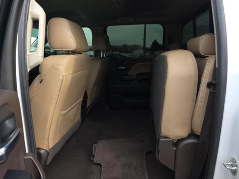 Used 2019 GMC Sierra 3500 Denali w/ Duramax Plus Package image 15