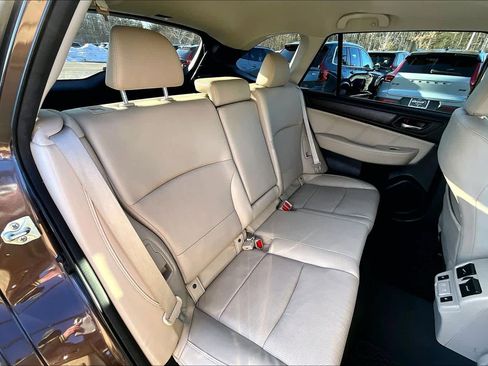 Used 2019 Subaru Outback 2.5i Limited image 19