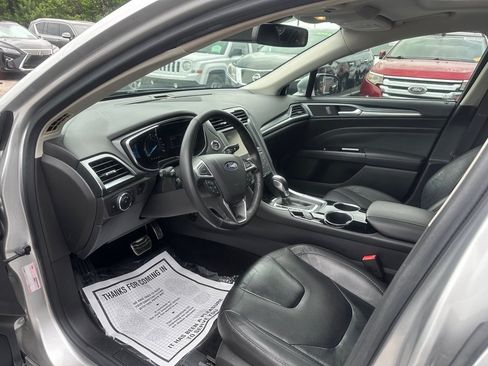 Used 2013 Ford Fusion Titanium w/ Titanium Driver Assist Pkg FWD image 7