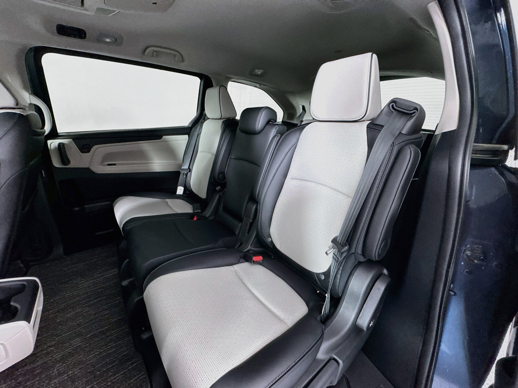 New 2027 Honda Odyssey Elite image 25