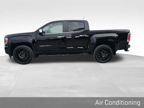 Used 2022 GMC Canyon Denali w/ Denali Black Edition Package image 13