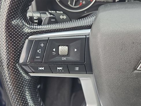 Used 2022 Mitsubishi Outlander SE FWD image 37